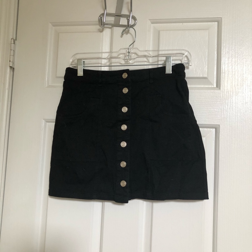 Black skirt